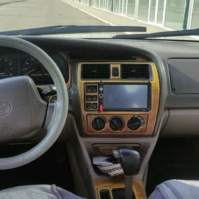 Toyota Avalon 1998