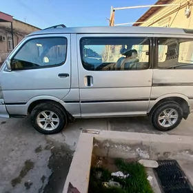 Toyota Hiace 1990