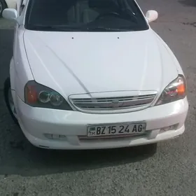 Chevrolet Epica 2003