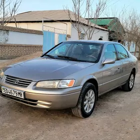 Toyota Camry 1998