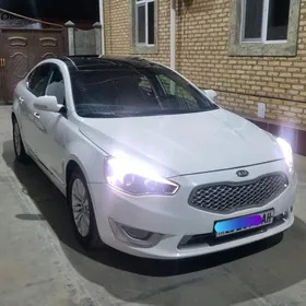 Kia Cadenza 2012