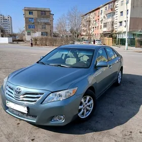 Toyota Camry 2011