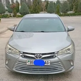 Toyota Camry 2015