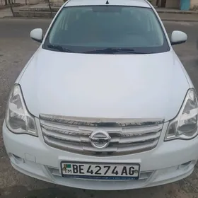 Nissan Almera 2014