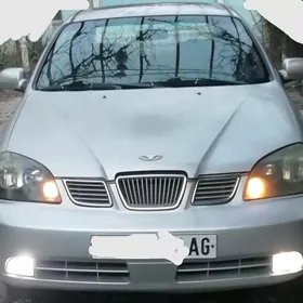 Daewoo Lacetti 2003