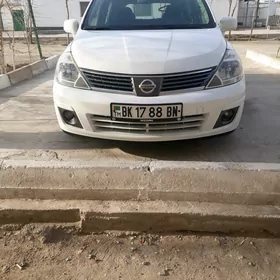 Nissan Versa 2010