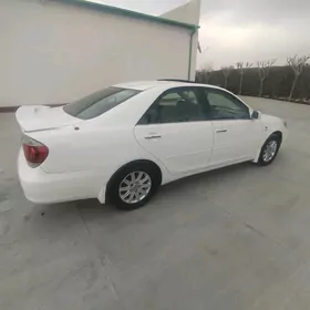 Toyota Camry 2005