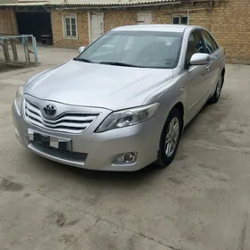 Toyota Camry 2010