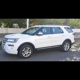 Ford Explorer 2018