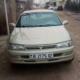 Toyota Carina 1995