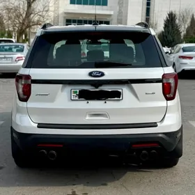 Ford Explorer 2018