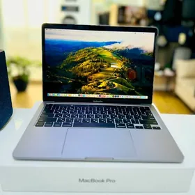 MacBook Pro 13 M1