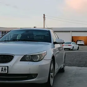 BMW E60 2004