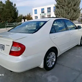 Toyota Camry 2004