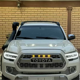 Toyota Tacoma 2018