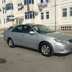 Toyota Camry 2003