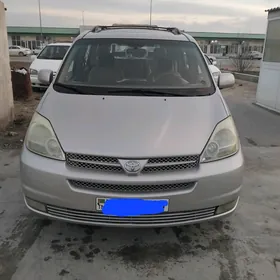 Toyota Sienna 2004