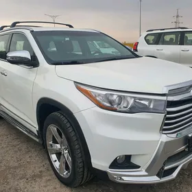 Toyota Highlander 2016