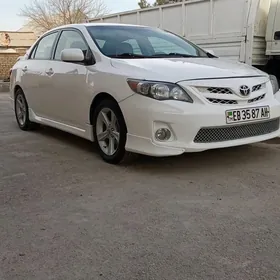 Toyota Corolla 2011