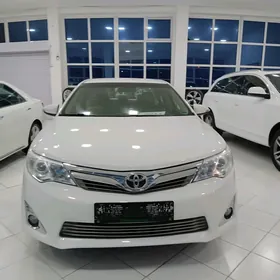 Toyota Camry 2012