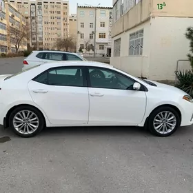 Toyota Corolla 2014