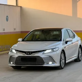 Toyota Camry 2022