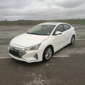 Hyundai Elantra 2020