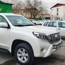 Toyota Land Cruiser Prado 2014