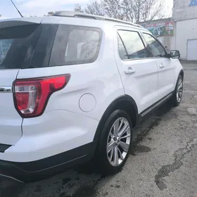 Ford Explorer 2019