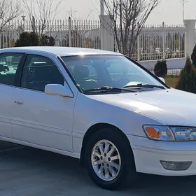 Toyota Camry 2000