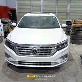 Volkswagen Passat 2021