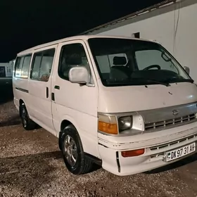 Toyota Hiace 1998