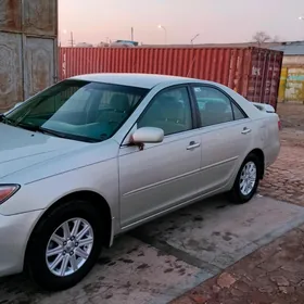 Toyota Camry 2004