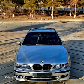 BMW E39 2000