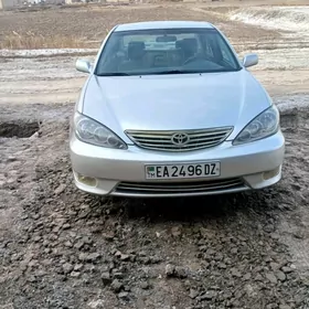 Toyota Camry 2004