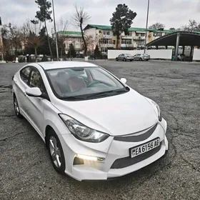 Hyundai Elantra 2012