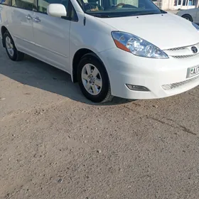 Toyota Sienna 2006