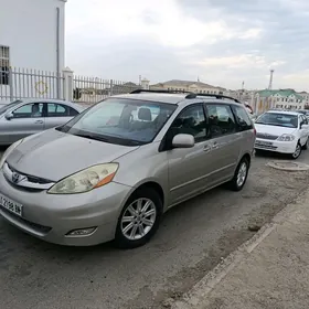 Toyota Sienna 2009