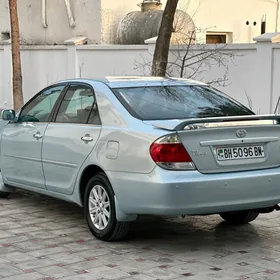 Toyota Camry 2005