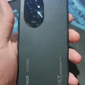 Honor 200