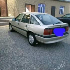 Opel Vectra 1992