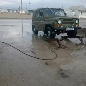 UAZ 469 1989