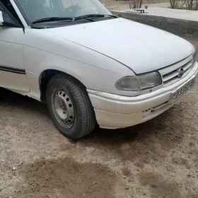 Opel Astra 1993