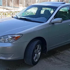 Toyota Camry 2003