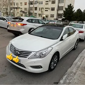 Hyundai Grandeur 2012