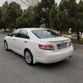 Toyota Camry 2010