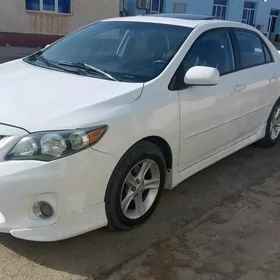 Toyota Corolla 2013