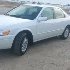 Toyota Camry 1999