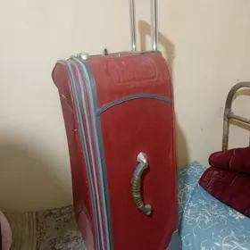 чемодан