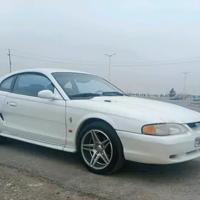 Ford Mustang 1996